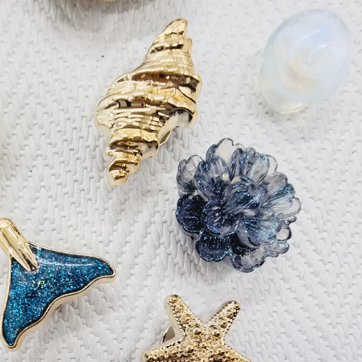 16PCS%20Ocean%20Conch%20Starfish%20Shoe%20Charms%20DIY%20Accessories%20Beach%20Shell%20Clogs%20Shoe%20Buckles%20Decorations%20Flower%20Faux%20Pearls%20Shoe%20Clips%20-%20Image%204