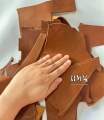 Tan Color - Small Pieces of Italian Tanned Leather, Can Be Hand-Sewn, Beautiful Polished Edges, Can Be Molded with Water, Quantity 1 Kilogram (Leather Scrap 1 Kg.). 