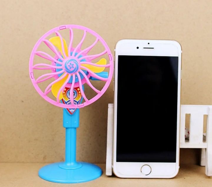 Mini%20toy%20fan%20floor%20standing%20for%20kids%20play%20-%20Image%204