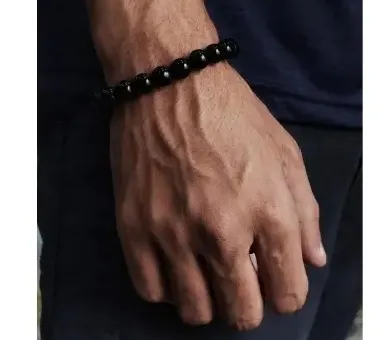 BLACK%20Beeds%20Bracelet%20Top%20Fashion%20For%20Man%20and%20Woman%20-%20Image%202