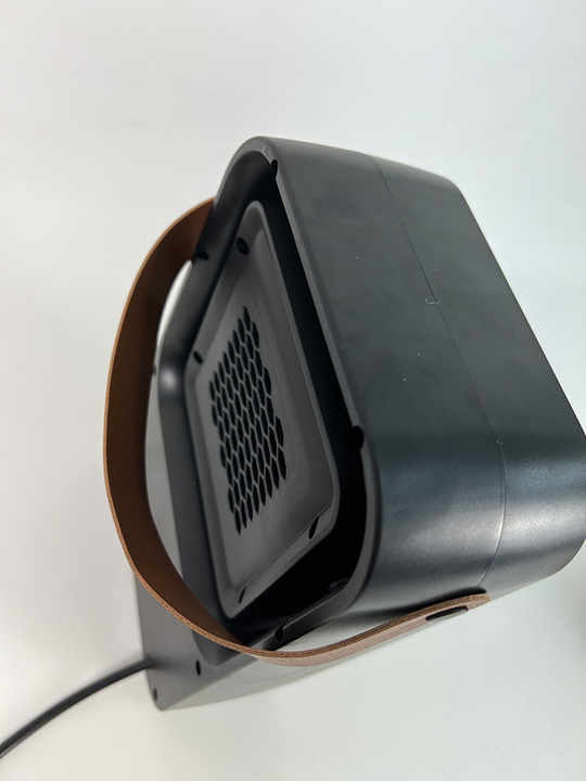 Fan%20Heater%20Digital%20Display%20Mini%20Electric%20Portable%20Fan%20Heater%20With%20Remote%20Control%20-%20Image%203