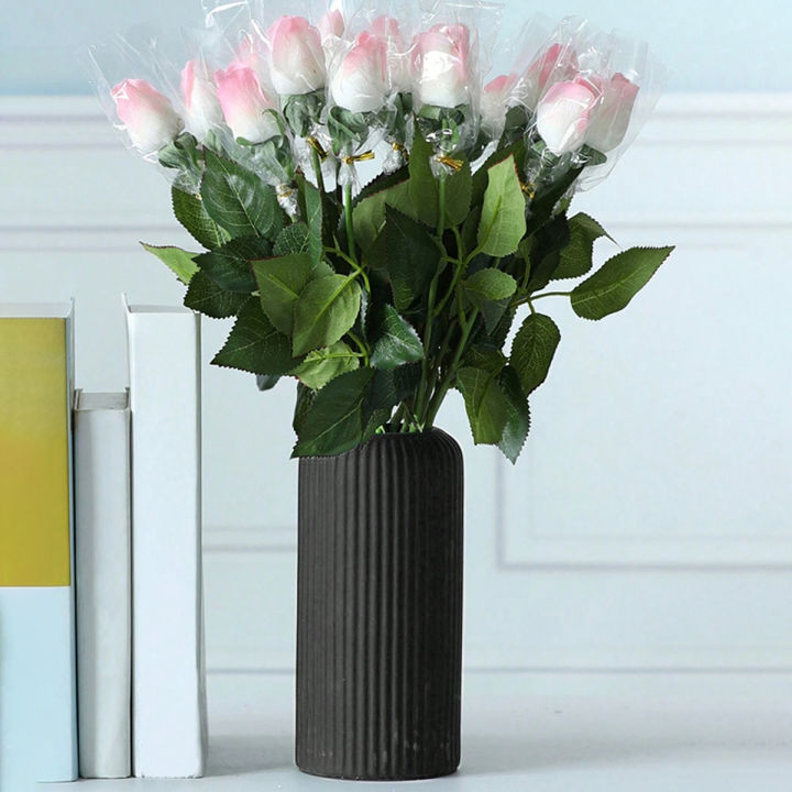 Striped%20Ceramic-Like%20Plastic%20Vase%20for%20Flowers,%20Decorative%20Floral%20Arrangement%20Display,%20Creative%20Little%20Flower%20Vase%20home%20decoration%20item%20-%20Image%205