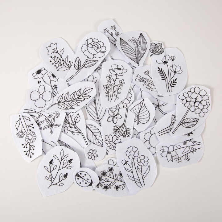 2PC%20Floral%20Print%20Water-Soluble%20Underlay%20Embroidery%20Patterns%20for%20DIY%20Craft%20And%20Sewing%20Projects%20-%20Image%205