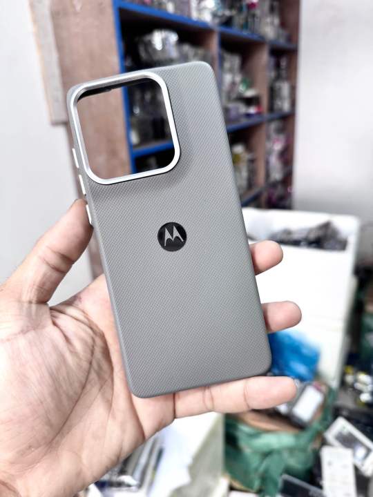 Motorola%20Edge%2060%20fusion%20slim%20protective%20soft%20back%20&%20ARMOUR%20cover%20With%20leather%20texture%20-%20Image%202