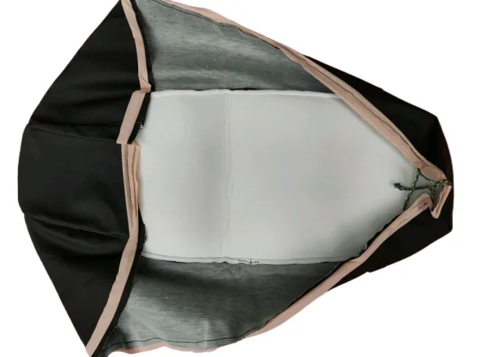 Hero%20pleasure%20embossed%20seat%20cover%20-%20Image%205