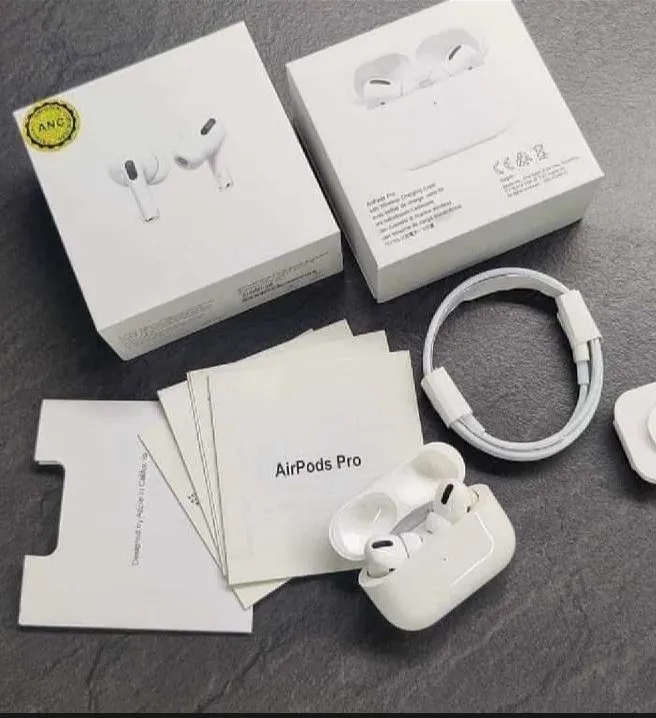 AirPods%20Pro%20(2nd%20Generation)%20ANC%20Master%20Copy%20Dubai%20-%20Image%205