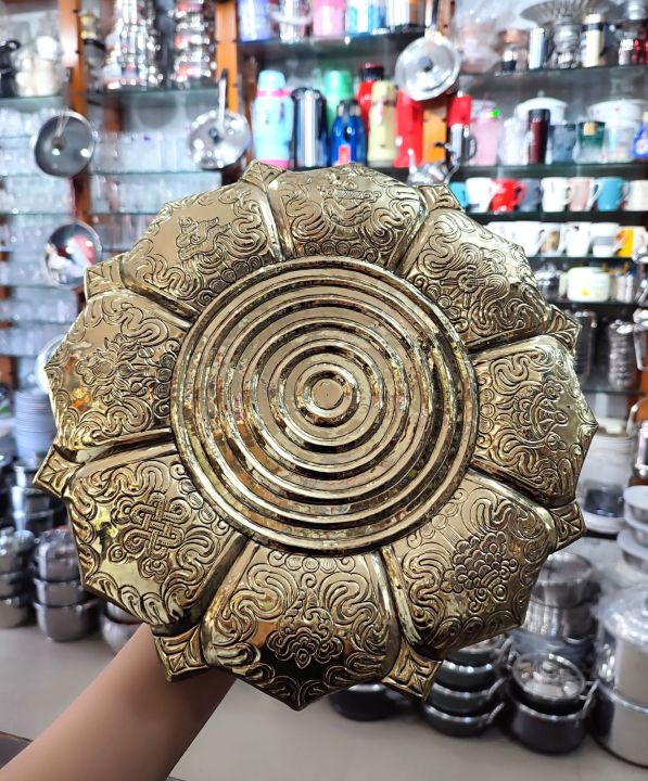 Brass%20Astamangal%20Mandala/Manda%2030.5CM%20-%20Image%204