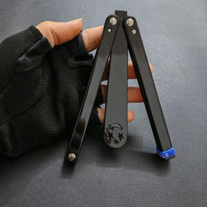 Plastic%20Butterfly%20Handshake%20Knife%20Prop%20Unedged%20Folding%20Training%20Toy%20for%20Cosplay%20Dress%20Up%20Props%20-%20Image%206