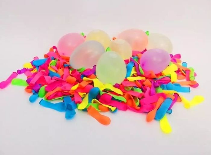Balloon%20Pumper%20with%20100%20Pieces%20mini%20size%20Balloons%20free%20-%20Image%209