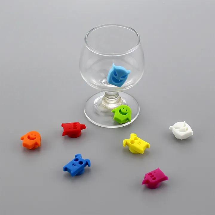 8Pcs/set%20New%20Silicone%20Demon%20Shape%20Wine%20Glass%20Charms%20Wine%20Glass%20Markers%20Party%20Cocktails%20Drinking%20Cup%20Sign%20Suction%20Cup%20Identifier%20-%20Image%204