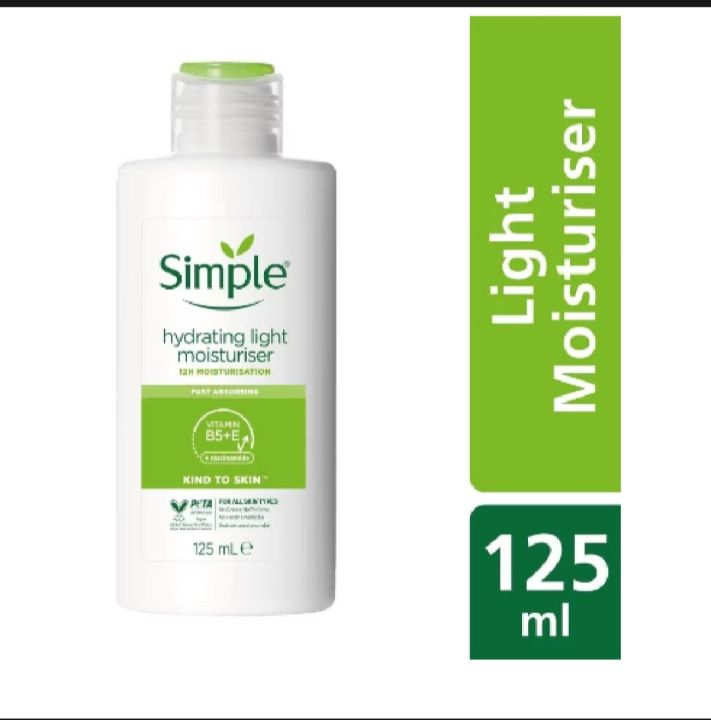 Simple%20Hydrating%20Light%20Moisturiser%20%E2%80%93%2012H%20Lightweight%20Hydration%20with%20Vitamin%20B5%20&%20E%20(125ml)%20-%20Image%203