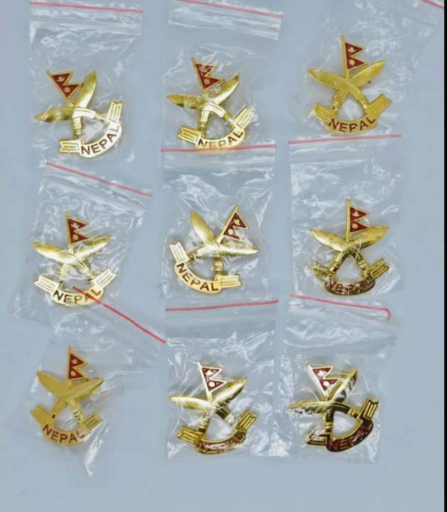 Nepali%20Khukuri%20Cross%20Nepal%20National%20Flag%20Lapel%20Pin%20For%20Coat%20Jacket,Topi%20-%20Image%204