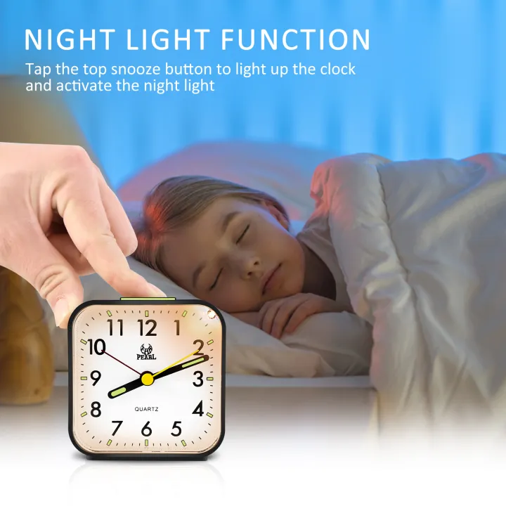Silent%20Bedside%20Alarm%20Clock%20Retro%20Alarm%20Clock%20Classic%20Small%20Clock%20with%20Night%20Light%20Snooze%20Portable%20Desk%20Alarm%20for%20Childr%20Bedroom%20-%20Image%203