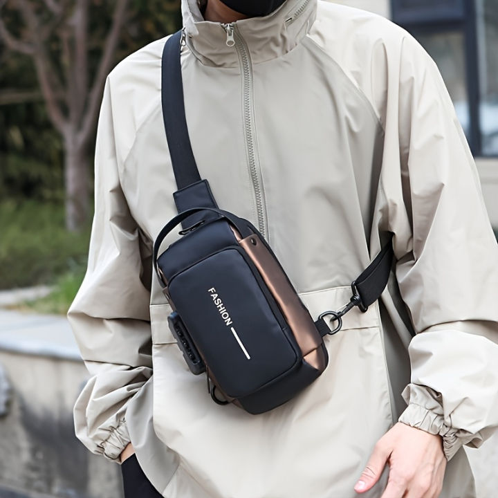 Men's%20Sporty%20Chest%20Bag%20Motorcycle%20Phone%20Pack%20with%20Password%20Lock,%20Zipper%20Closure%20Crossbody%20Sling%20Bag%20for%20Daily%20Commute%20Outdoor%20-%20Image%206
