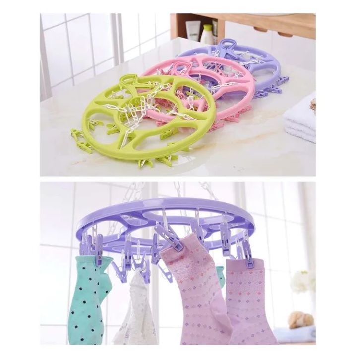 Circle socks hanger plate household plastic clip rotating windproof clothespin plastic hangers for clothes underwear bra rack Pack of 1 set