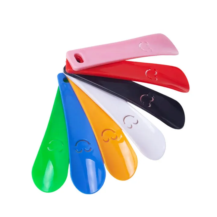 3PCS%20Smiley%20Pattern%20Shoe%20Horns%20Helper%20For%20Putting%20On%20Shoes%20Portable%20Small%20Shoe%20Spoon%20Prevent%20Shoe%20Collapse%20Deformation%20-%20Image%204