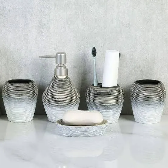 4%20pcs%0ACeramic%20Set%20For%20Bathroom%20-%20Image%203