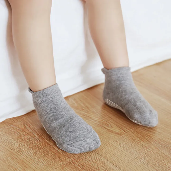 6%20Pairs%20Baby%20Ankle%20Socks%20Non-Slip%20Floor%20Socks%20for%20Toddler%20Kids%20Boys%20Indoor%20Activities%20Learning%20to%20Walk%20-%20Image%204