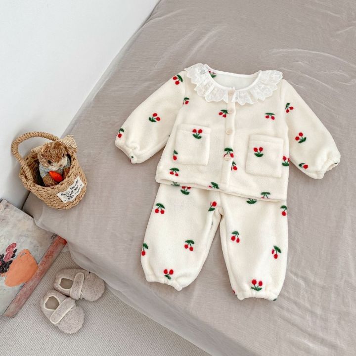 New%20Autumn%20Winter%20Childrens%20Polar%20Fleece%20Pajamas%20Set%20Warm%20Fleece%20Lined%20Cardigan%20for%20Girls%20with%20Lace%20Trim%20Peter%20Pan%20Collar%20-%20Image%202