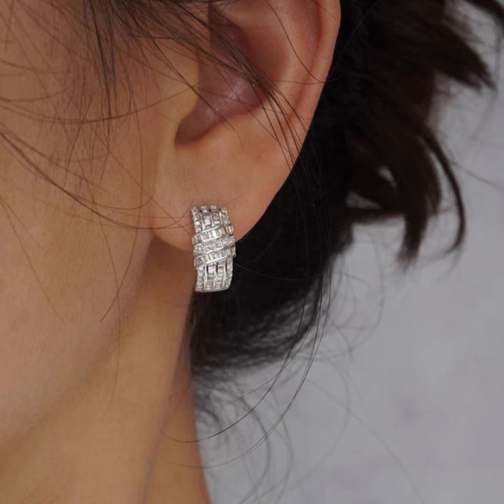 Huitan%20Modern%20Fashion%20Design%20Women's%20Hoop%20Earrings%20Luxury%20Cubic%20Zirconia%20Statement%20Female%20Earrings%20for%20Wedding%20Party%20Jewelry%20-%20Image%203