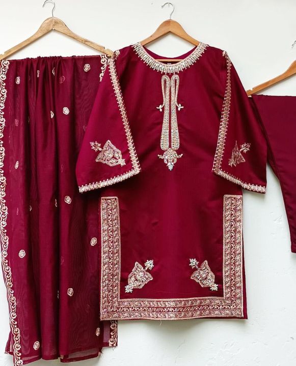 Front%20Neck,%20Sleeves%20And%20Daman%20Embroidery%20Shirt%20with%20Embroidered%20Dupatta%203Piece%20-%20Image%203