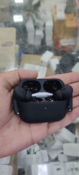 AirPods_Pro_2nd%20Generation%20Titanium%20Black%20Buzzer%20Edition,%20Wireless%20Earbuds,%20Bluetooth%205.0,%20Premium%20Quality%20and%20Sound%20-%20Image%203