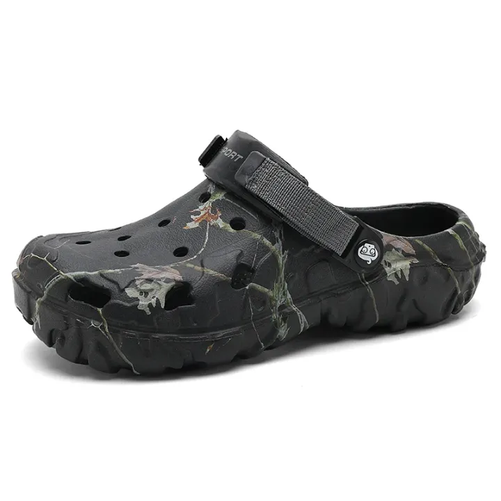 Summer%20Women's%20and%20Men's%20Clogs%20Slippers%20Classic%20Couple's%20Garden%20Shoes%20Men%20Fashion%20Casual%20Sandals%20Leisure%20Slides%20Big%20Size%2046%2047%20-%20Image%207