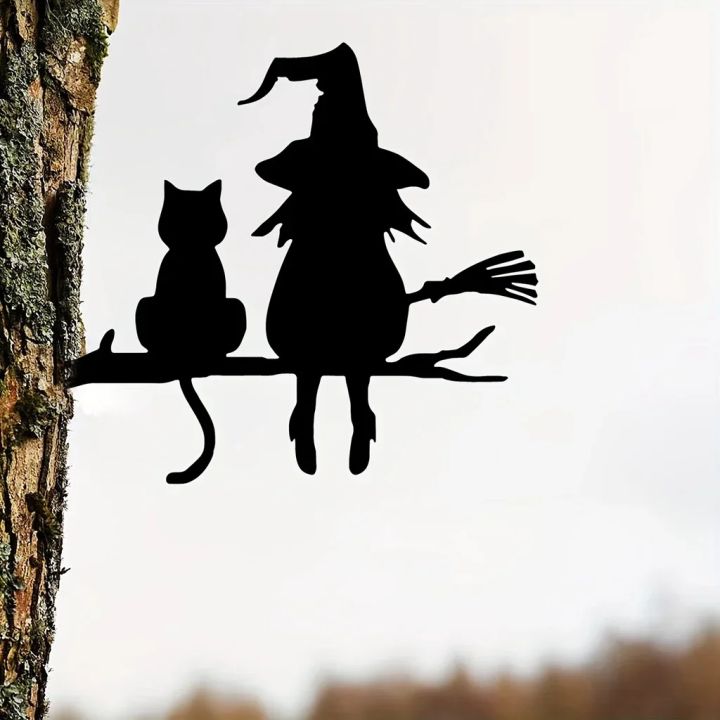 Garden%20Stake%20Iron%20Silhouette%20Cute%20Witch%20and%20Cat%20Tree%20Stump%20Plug-in%20Yard%20Art%20for%20Lawn%20Courtyard%20Decor%20-%20Image%206