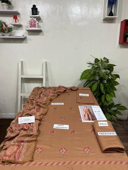 Bareeza%20AL%20831%20Dhanak%20Winter%20Collection%202026%20%7C%203PC%20Heavy%20Embroidered%20Dhanak%20Suit%20%7C%20Ready%20To%20Wear%20Embroidered%20Shawl%20-%20Image%202