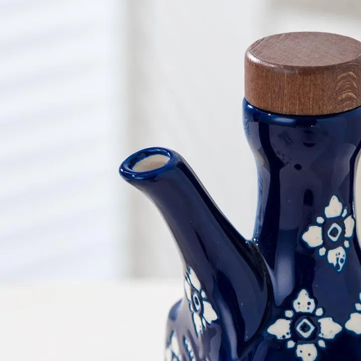 250ML%20Ceramic%20Oil%20Pot%20American%20Style%20Household%20Oil%20Bottle%20Blue%20Printed%20Oil%20Bottle%20Soy%20Sauce%20Vinegar%20Pot%20Kitchen%20Seasoning%20Bottle%20-%20Image%204