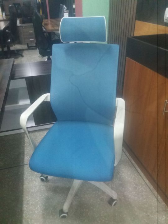 office%20revolving%20chair%20-%20Image%203