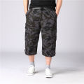 Summer pure cotton cropped shorts for men and young people, straight leg sports camouflage casual workwear shorts, loose and thi. 