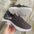 Lightweight Mens Sports Shoes 2024 New Men Casual Shoes Soft Breathable Wear-resistant Male Driving Flat
Shoes. 