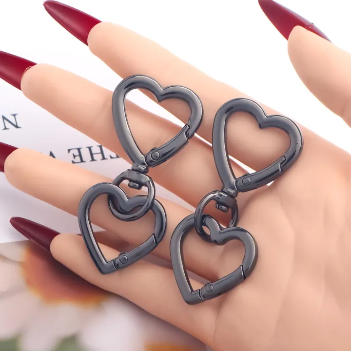 2pcs%20Heart%20Shape%20Keychains%20Metal%20Spring%20Keyring%20Chain%20Buckle%20for%20Keychains,%20DIY%20Bag,%20Craft%20Making,%20Purse%20and%20Handbag%20-%20Image%207