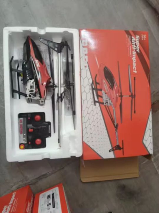 Biggest%20RC%20helicopter%20flying%20Outdoor%20-%20Image%206