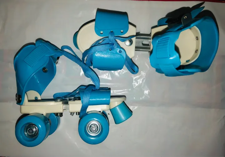 Skate%20Shoes%20for%20kids%20in%20Bag%20Fine%20Quality%20-%20Image%204