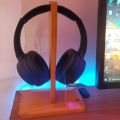 Headphone Stand Wooden. 