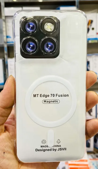 Motorola%20Edge%2070%20Fusion%20Anti%20Yellow%20Hard%20MagSafe%20Compatible%20Shockproof%20Transparent%20Slim%20Fit%20Wireless%20Charging%20supported%20Phone%20Back%20Case%20Mobile%20Cover%20-%20Image%205
