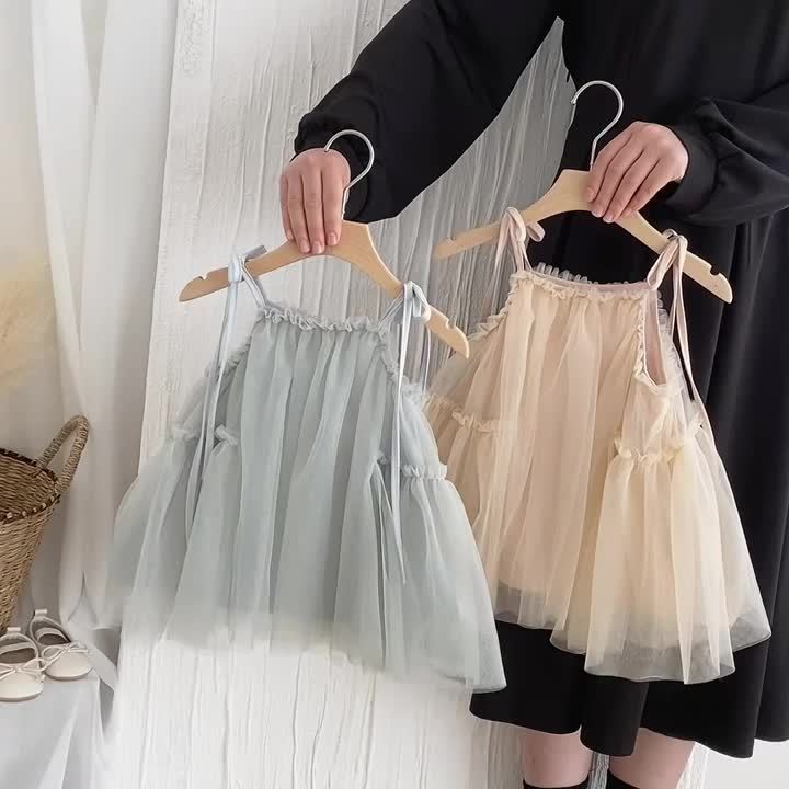 Girls ins strap dress, summer new Korean girls sweet princess dress mesh strap dress, suitable for going out