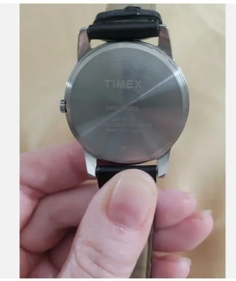 Timex%20Indiglo%20WR%2030M%20Watch.%20Needs%20Battery%20-%20Image%205