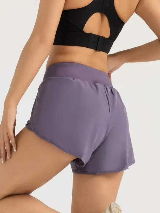 Women's%20Lightweight%20Running%20Shorts%20with%20Pockets%20and%20Liner,%20High%20Waist%20Design%20with%20Moisture-Wicking%20Technology%20for%20Comfort%20-%20Image%203