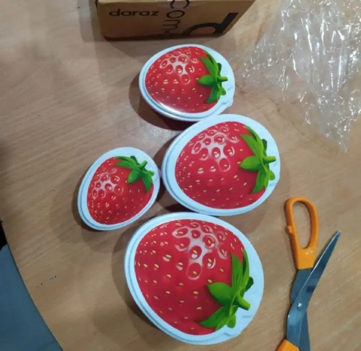 Strawberry%20Shape%20Lunch%20Box%20For%20Kids%20-%20Pack%20Of%204%20PIECES%20SET,%20Strawberry%20Tiffin%20Box%204pcs%20Set%20-%20Image%202