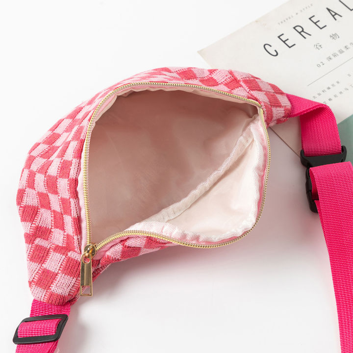 Checkered%20Waist%20Bag,%20Adjustable%20Belt%20Storage%20Bag,%20Small%20Crossbody%20Bag,%20Portable%20Travel%20Makeup%20Bag,%20Cute%20Plaid%20Pattern%20Makeup%20Bag%20-%20Image%206