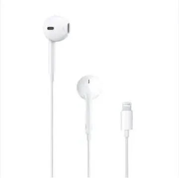 iPhone%20Style%20Wired%20Earphones%20with%20Lightning%20Connector%20%7C%20In-Ear%20Headset%20with%20Mic%20&%20Volume%20Control%20(White)%20-%20Image%204