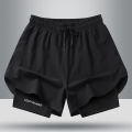 Men's quick drying and breathable 2-in-1 running shorts with built-in lining suitable for exercise jogging and marathon running. 