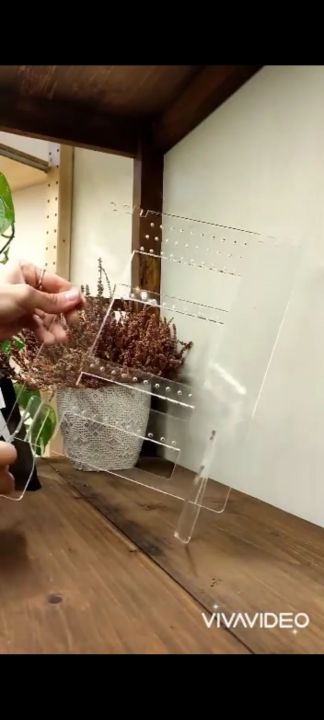 Jewellery%20Stand%20%20Necklaces%20and%20earrings%20%20Clear%20Acrylic%20Display%20Bracelet%20organizer%20-%20Image%203