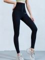 Velvet breasted girdle waist leggings for women wearing autumn and winter high waist non-drop belly and velvet thickened yoga Ba.