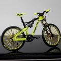1:10 Mini Alloy Bicycle Model Diecast Metal Finger Racing Mountain Bike Folded Cycling Ornaments Collection Toys For Children.