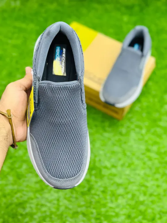 Ultra%20Go%20Skechers%20PERFORMANCE%0AShoes%20-%20Image%207
