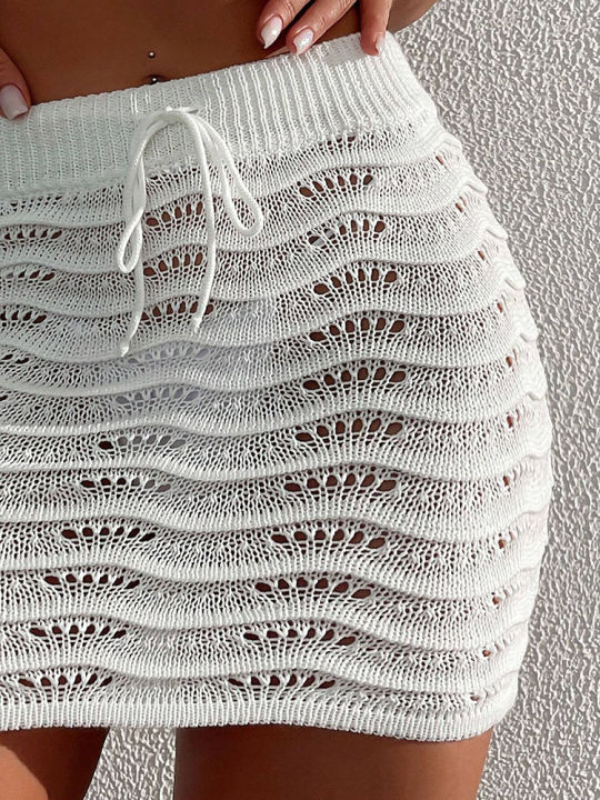 Beach%20Fashion%20Elegant%20Skirt%20Solid%20Color%20Hollow%20Bikini%20Blocked%20Knitted%20Short%20Skirt%20-%20Image%203